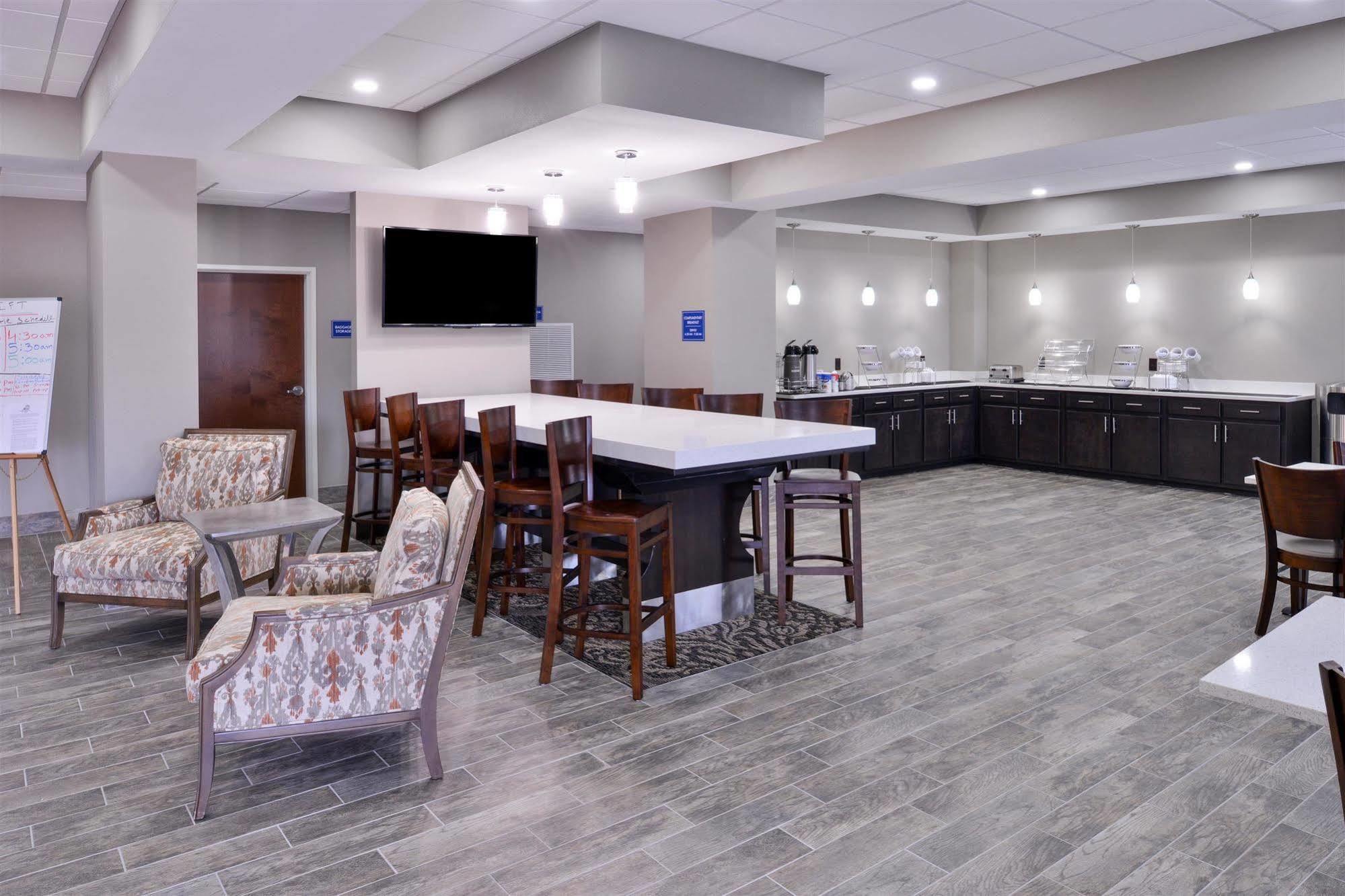 Americas Best Value Inn & Suites Horn Lake Exterior foto